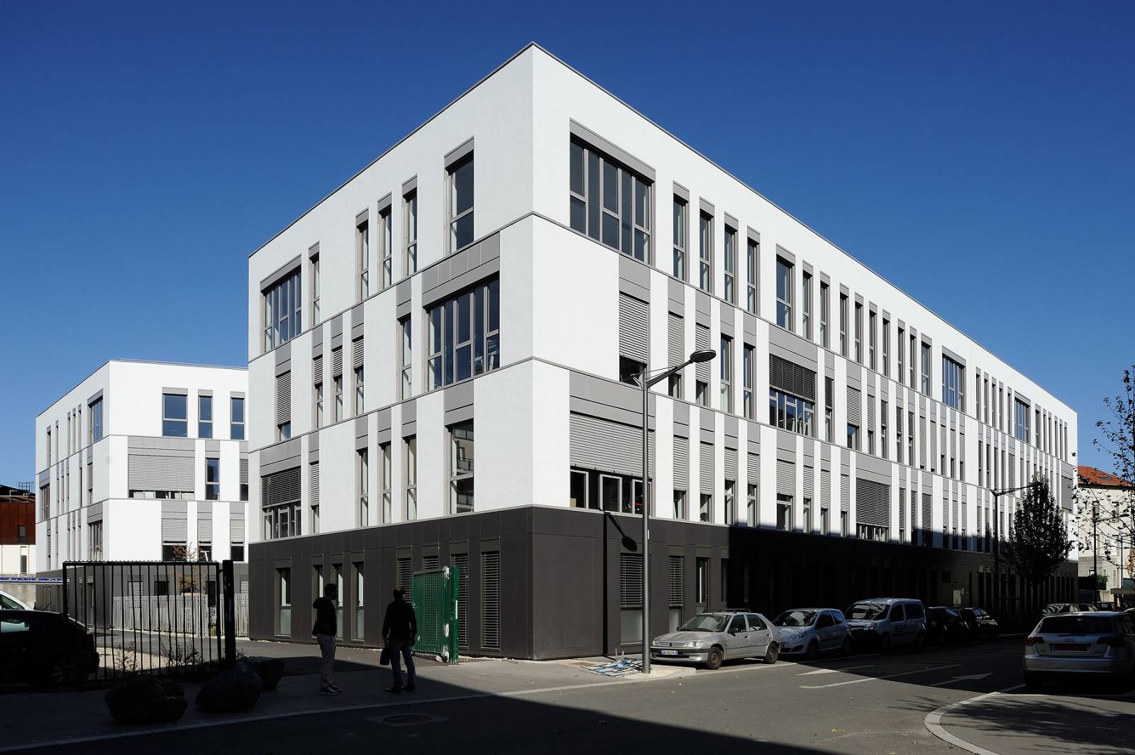 Diagnostic énergétique avec prise en charge des fluides spéciaux et réseaux CFO pour respecter les exigences RE2020 Paris (75) en Île de France