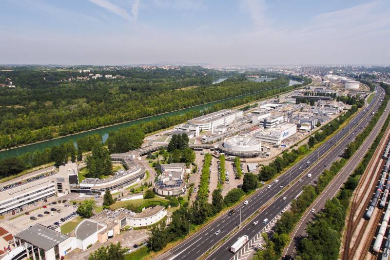Bâtiment Dolomite du site Ifpen à Solaize